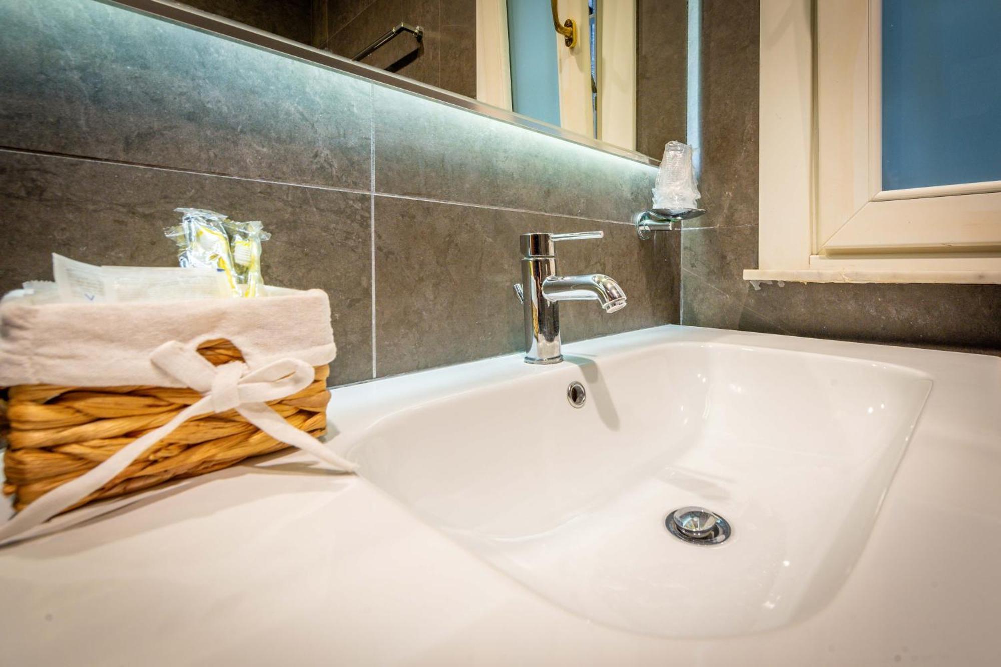 Andenis Tiber House Hotel Рим Екстериор снимка